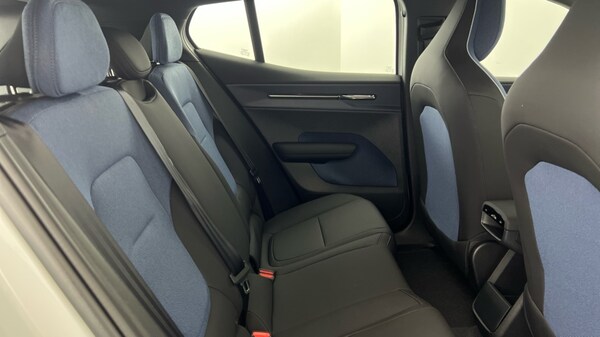 Used Volvo EX30 2025 for sale - 75482218: Photo 6