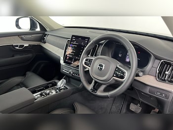 Used Volvo XC90 2025 for sale - 78663989: Photo