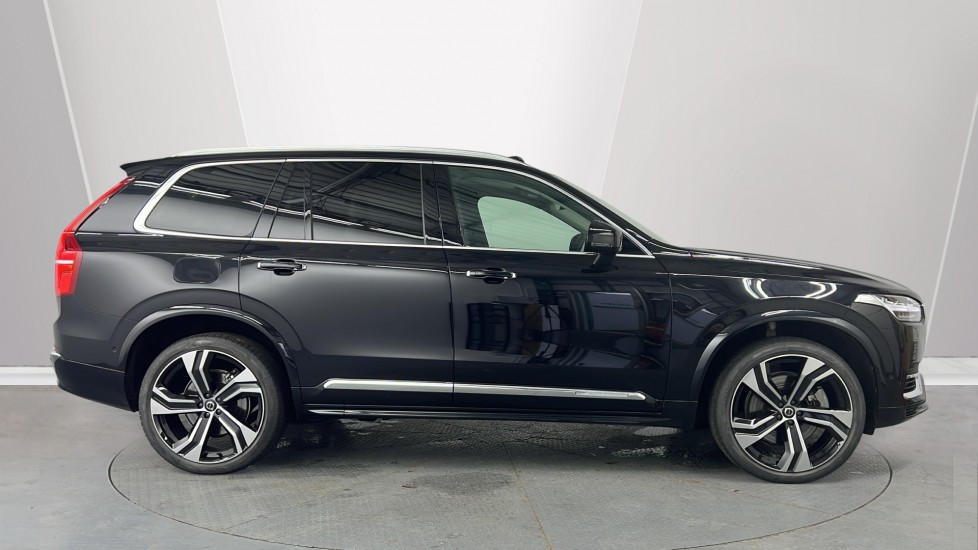 Used Volvo XC90 2023 for sale - 77978981: Photo 3