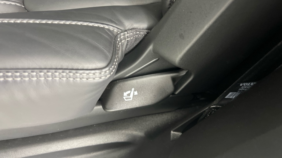 Used Volvo XC90 2023 for sale - 77978981: Photo 49