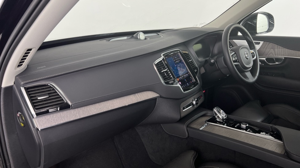 Used Volvo XC90 2023 for sale - 77978981: Photo 51