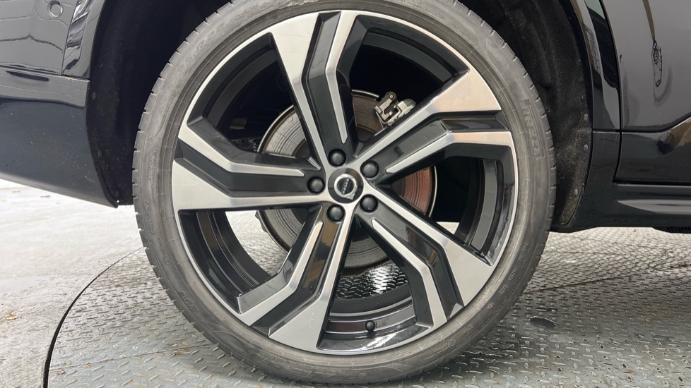 Used Volvo XC90 2023 for sale - 77978981: Photo 9