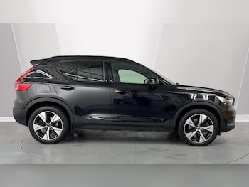Used Volvo XC40 2021 for sale - 76647993: Photo