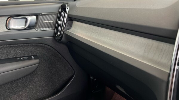 Used Volvo XC40 2024 for sale - 75482205: Photo 39