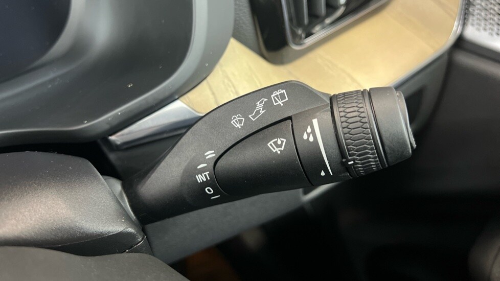 Used Volvo XC60 2025 for sale - 77261605: Photo 22