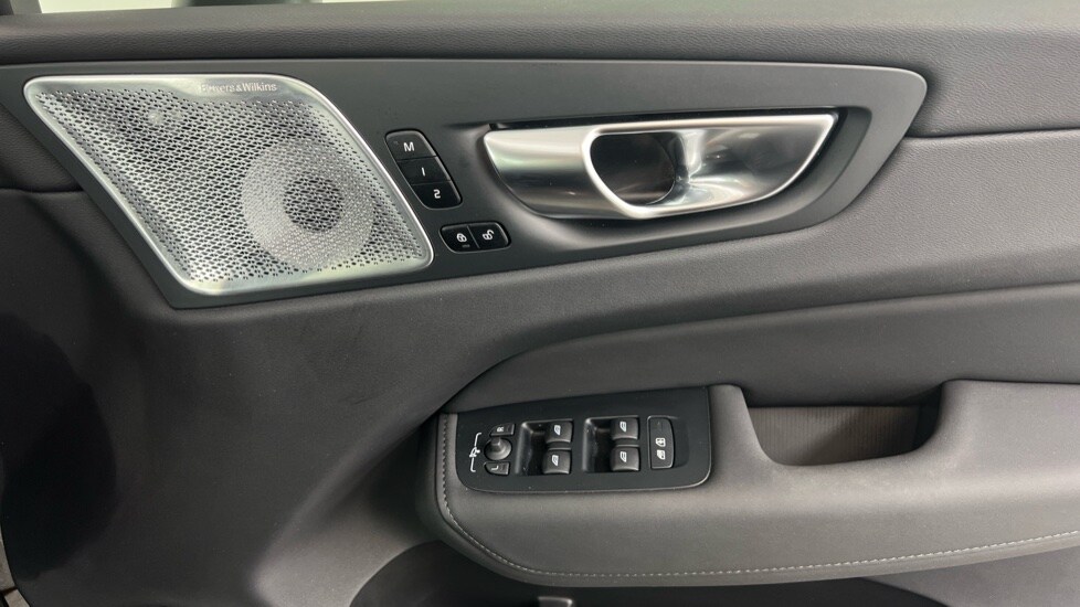 Used Volvo XC60 2025 for sale - 77261605: Photo 28