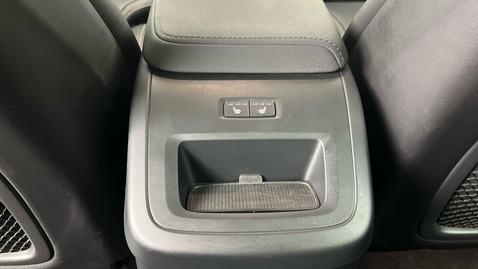 Used Volvo XC60 2025 for sale - 77261605: Photo 43