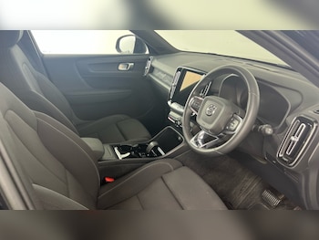 Used Volvo XC40 2023 for sale - 79127306: Photo