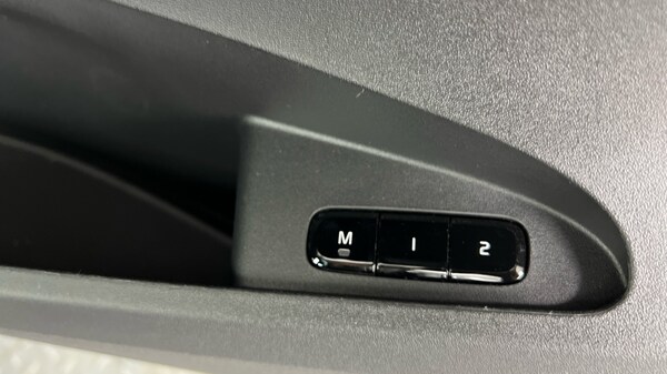 Used Polestar Polestar 2 2025 for sale - 75482230: Photo 37