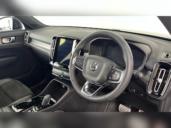Used Volvo XC40 2022 for sale - 78906355: Photo
