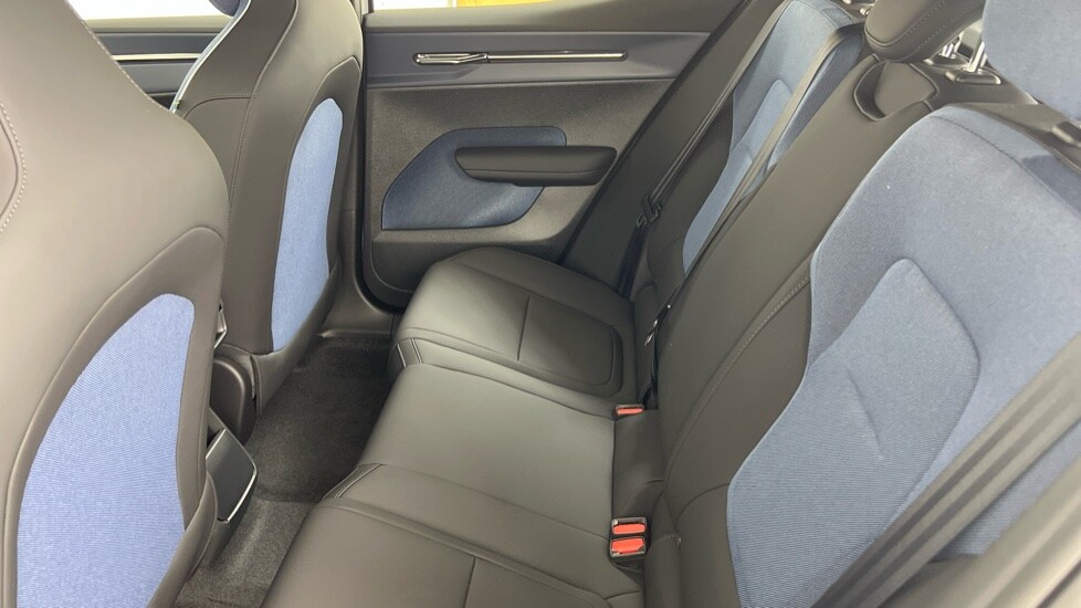 Used Volvo EX30 2025 for sale - 76074349: Photo 33