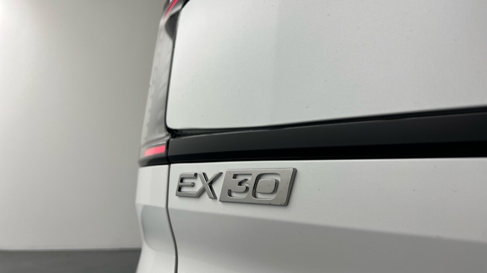 Used Volvo EX30 2025 for sale - 76074349: Photo 38