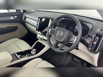 Used Volvo XC40 2025 for sale - 78849361: Photo