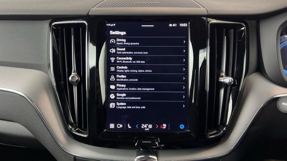 Used Volvo XC60 2023 for sale - 78036717: Photo 16