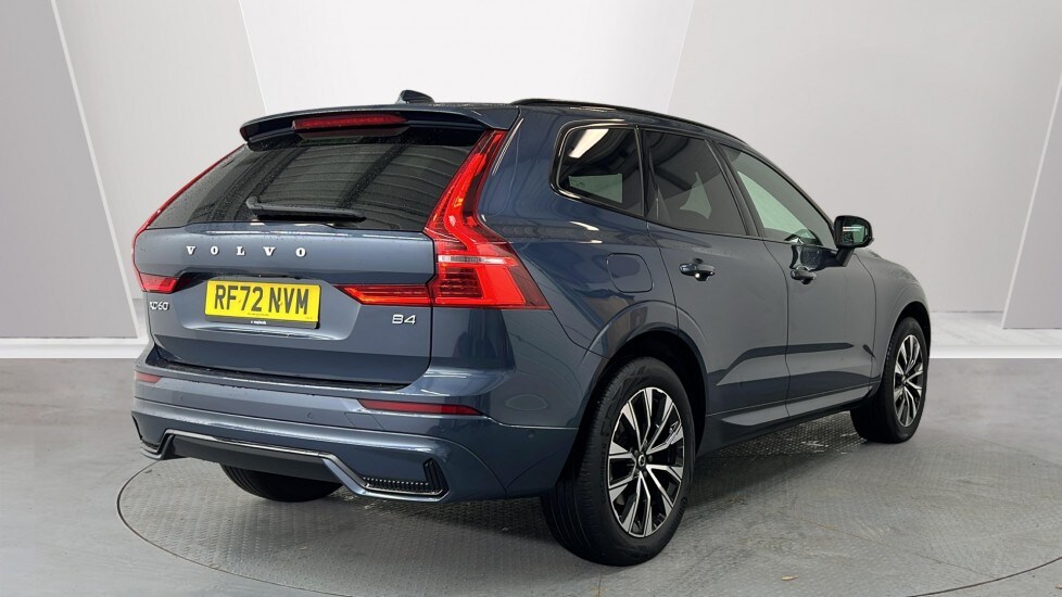 Used Volvo XC60 2023 for sale - 78036717: Photo 2