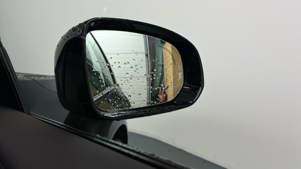 Used Volvo XC60 2023 for sale - 78036717: Photo 31