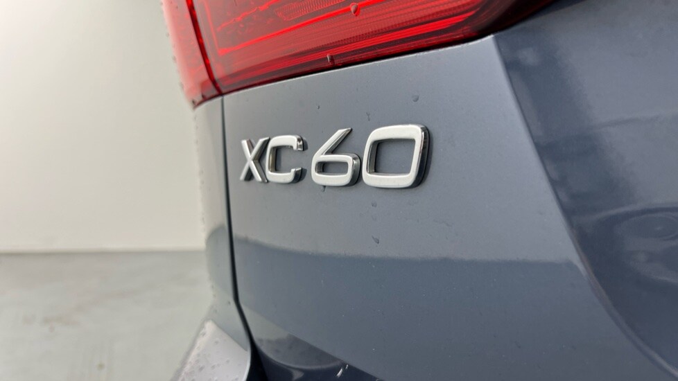 Used Volvo XC60 2023 for sale - 78036717: Photo 37