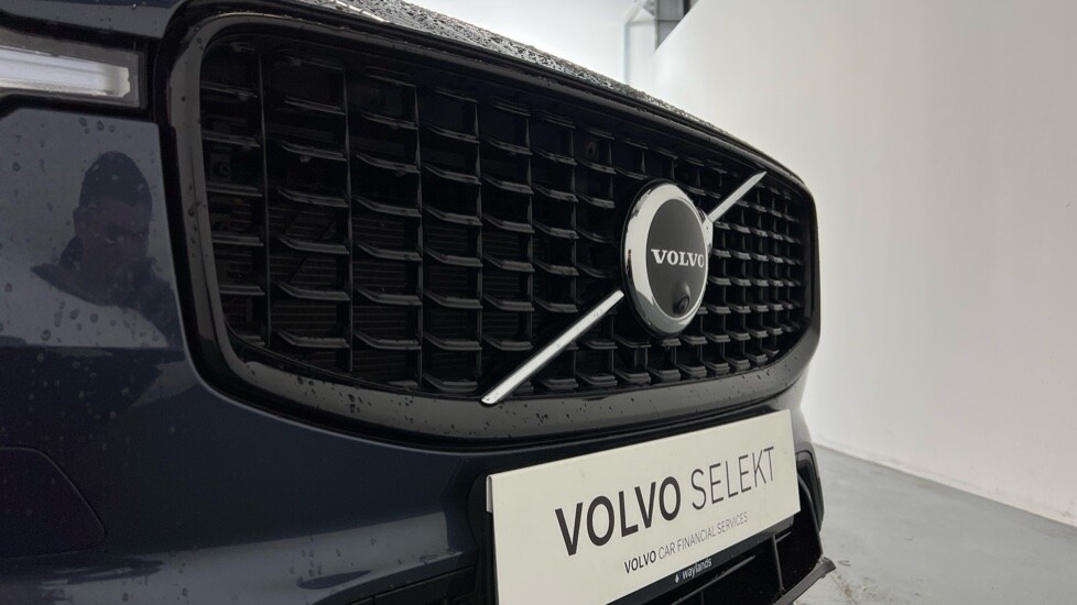 Used Volvo XC60 2023 for sale - 78036717: Photo 41