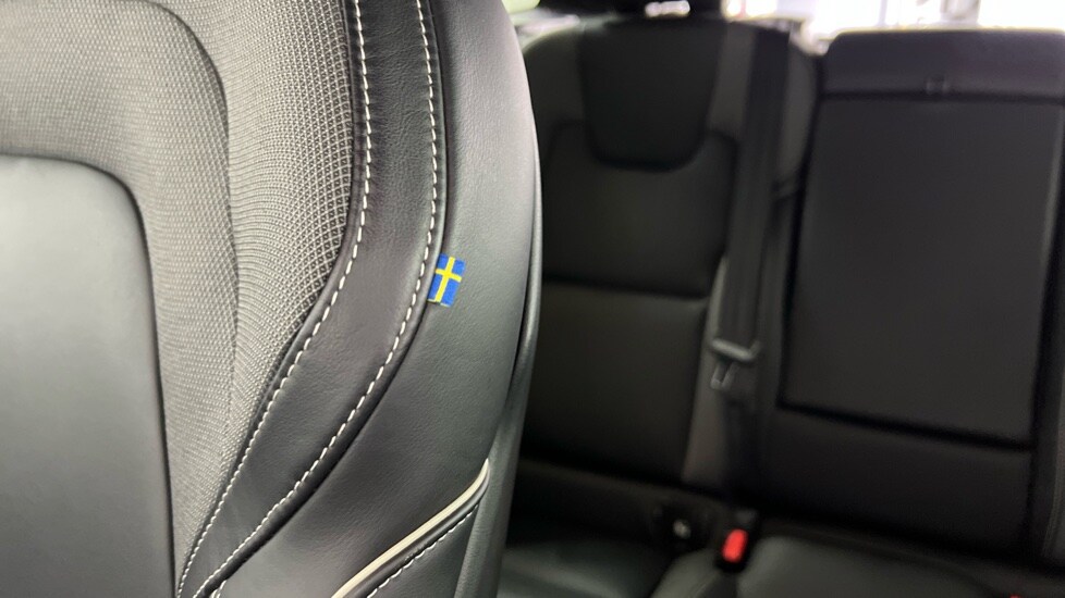 Used Volvo XC60 2023 for sale - 78036717: Photo 44