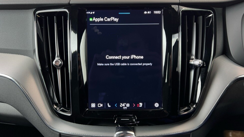 Used Volvo XC60 2023 for sale - 78036717: Photo 56