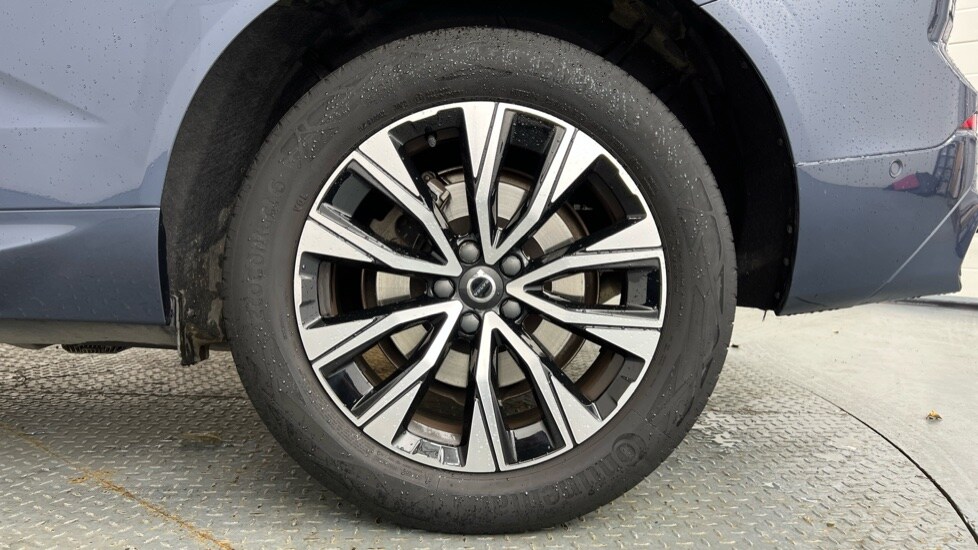 Used Volvo XC60 2023 for sale - 78036717: Photo 9