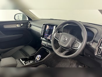 Used Volvo XC40 2025 for sale - 78849360: Photo