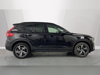 Used Volvo XC40 2023 for sale - 75482247: Photo