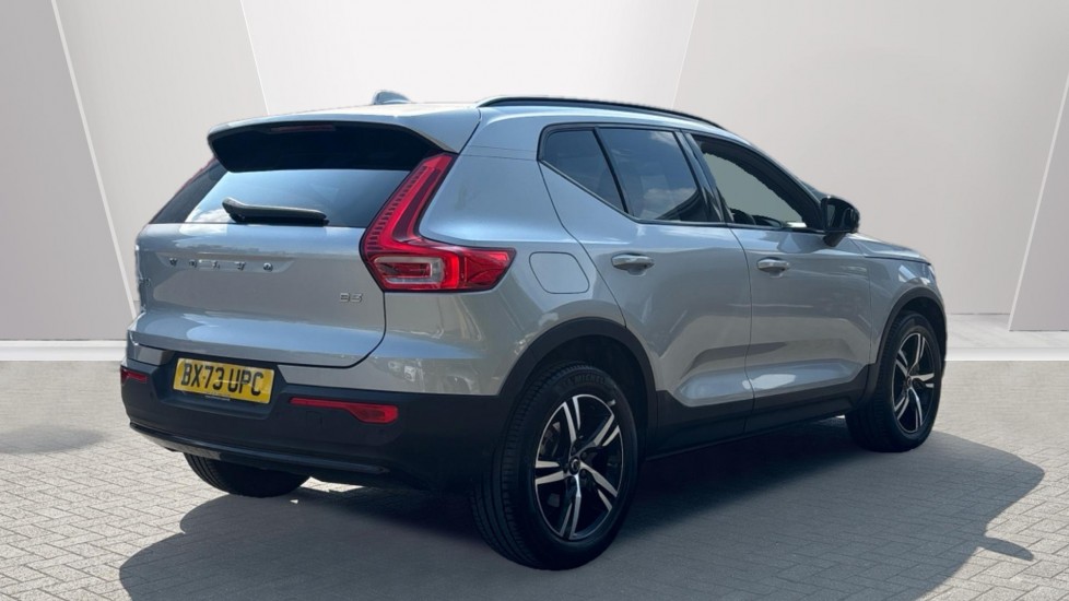 Used Volvo XC40 2023 for sale - 76130405: Photo 2