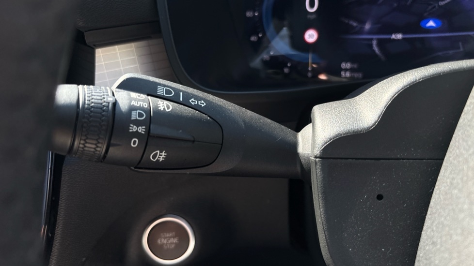 Used Volvo XC40 2023 for sale - 76130405: Photo 20