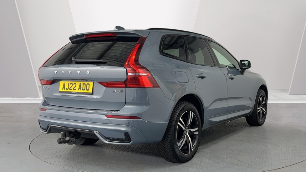Used Volvo XC60 2022 for sale - 77600462: Photo 2