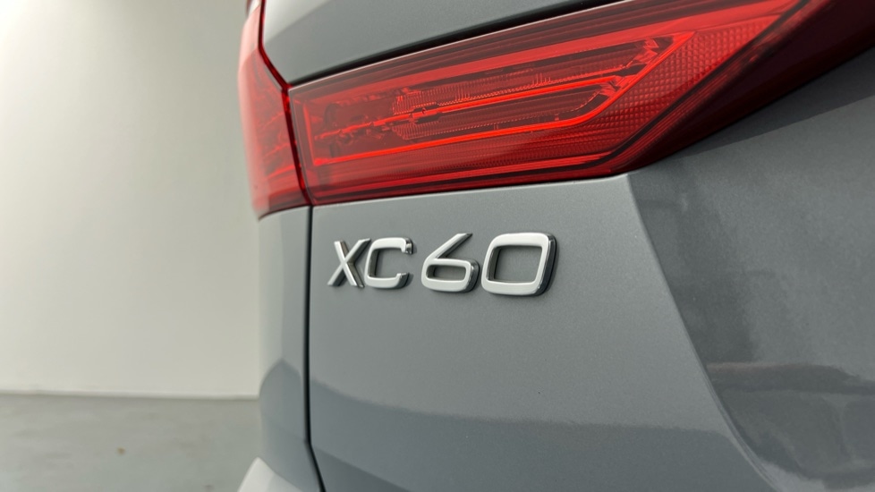 Used Volvo XC60 2022 for sale - 77600462: Photo 34