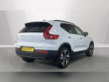 Used Volvo XC40 2026 for sale - 79140420: Photo