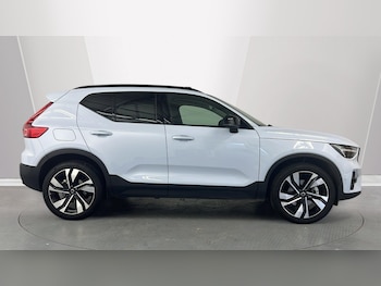 Used Volvo XC40 2026 for sale - 79140420: Photo