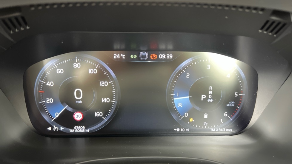 Used Volvo XC60 2021 for sale - 76116953: Photo 11