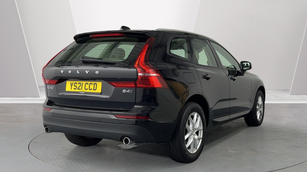 Used Volvo XC60 2021 for sale - 76116953: Photo 2