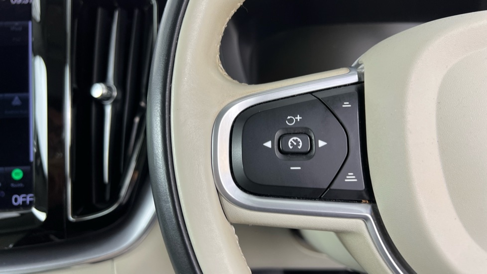 Used Volvo XC60 2021 for sale - 76116953: Photo 20