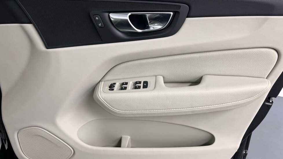 Used Volvo XC60 2021 for sale - 76116953: Photo 28