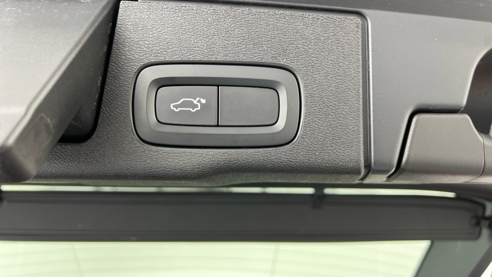 Used Volvo XC60 2021 for sale - 76116953: Photo 33