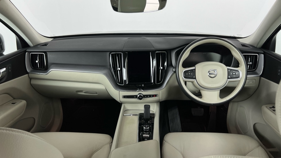 Used Volvo XC60 2021 for sale - 76116953: Photo 5