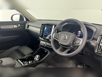 Used Volvo XC40 2025 for sale - 78892487: Photo