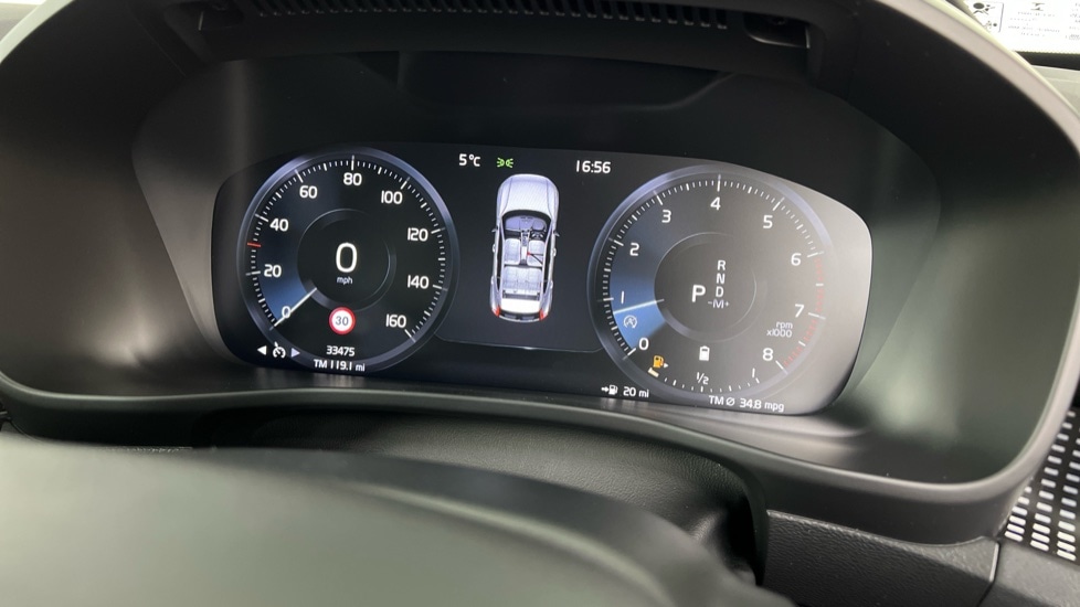 Used Volvo XC40 2021 for sale - 76954453: Photo 11