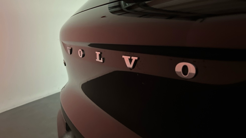 Used Volvo XC40 2021 for sale - 76954453: Photo 41