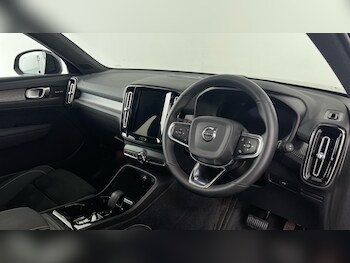 Used Volvo XC40 2022 for sale - 77698215: Photo