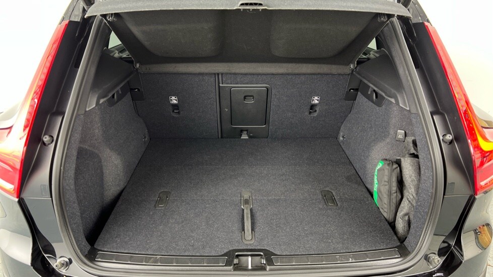 Used Volvo XC40 2025 for sale - 78212020: Photo 13