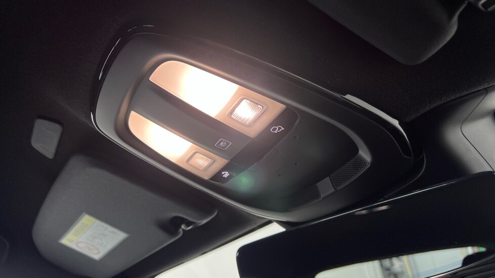 Used Volvo XC40 2025 for sale - 78212020: Photo 27