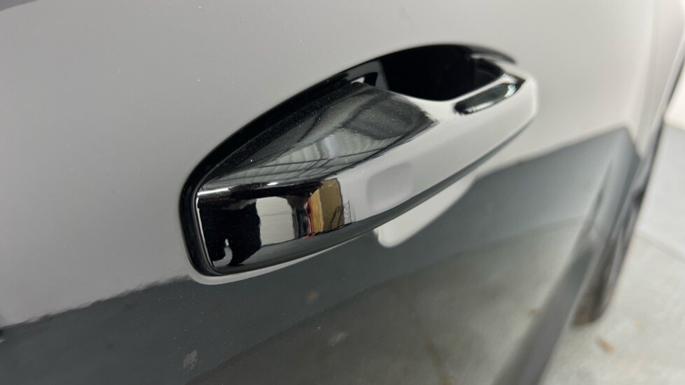 Used Volvo XC40 2025 for sale - 78212020: Photo 38