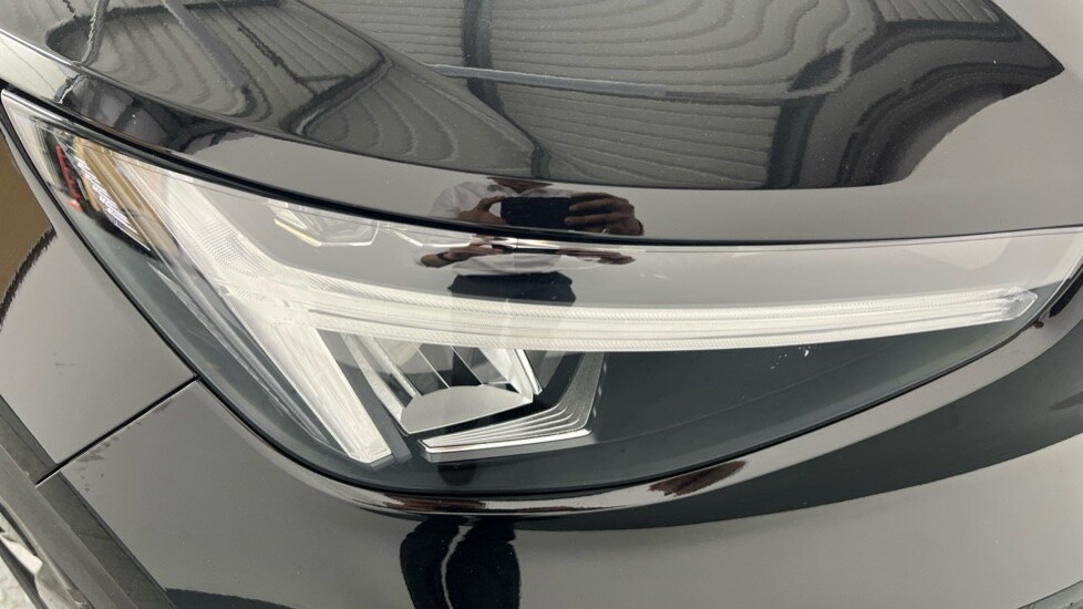 Used Volvo XC40 2025 for sale - 78212020: Photo 39