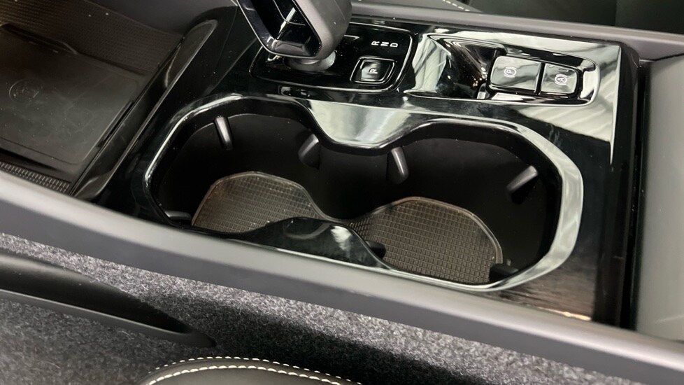 Used Volvo XC40 2025 for sale - 78212020: Photo 45