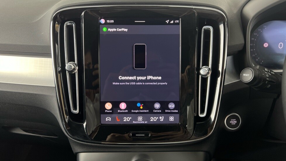 Used Volvo XC40 2025 for sale - 78212020: Photo 60