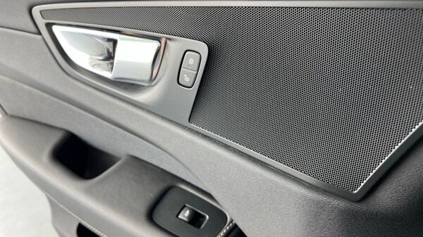 Used Volvo XC60 2022 for sale - 76180217: Photo 41